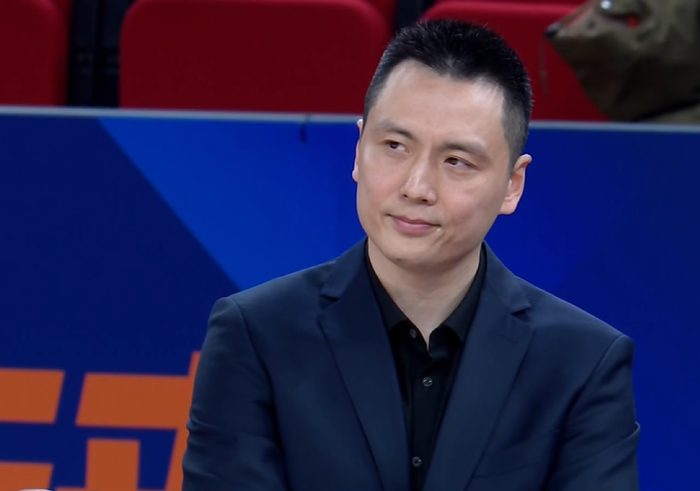 kaiyun.com-不得不说，卢伟飘了！|上海队|吉林队|上海男篮|比赛|球员_新浪新闻